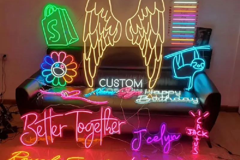 Letreron neon led de calidad personalizados en Ecuador - Quito.